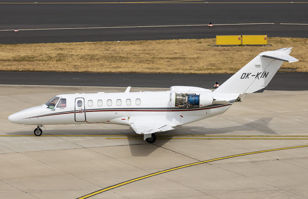 Citation CJ3 charter private jet exterior thumbnail 3