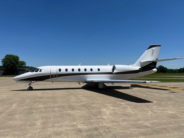 Citation Sovereign charter private jet exterior thumbnail 3