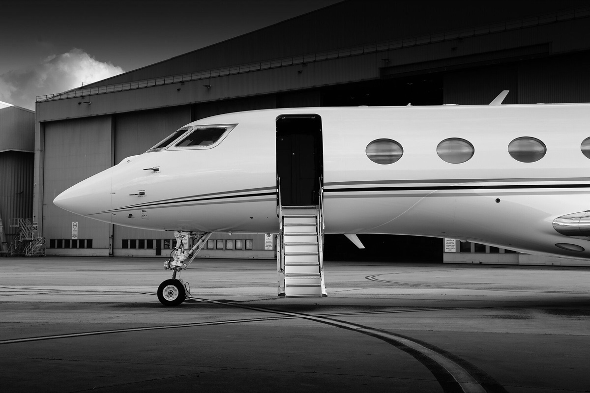 Citation XLS+ charter private jet exterior thumbnail 3
