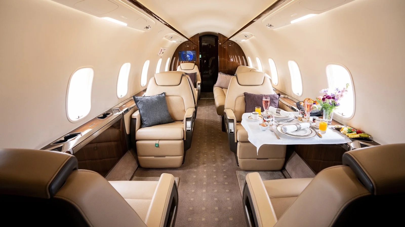 Challenger 350 charter private jet cabin interior thumbnail 2