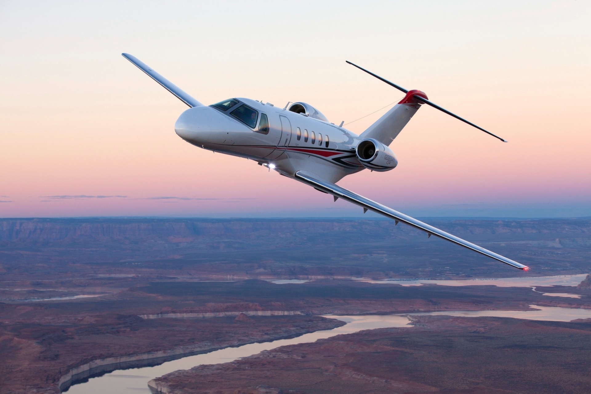 Citation CJ4 charter private jet exterior thumbnail 6
